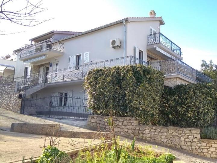Apartment Ivona Stomorska Luaran gambar