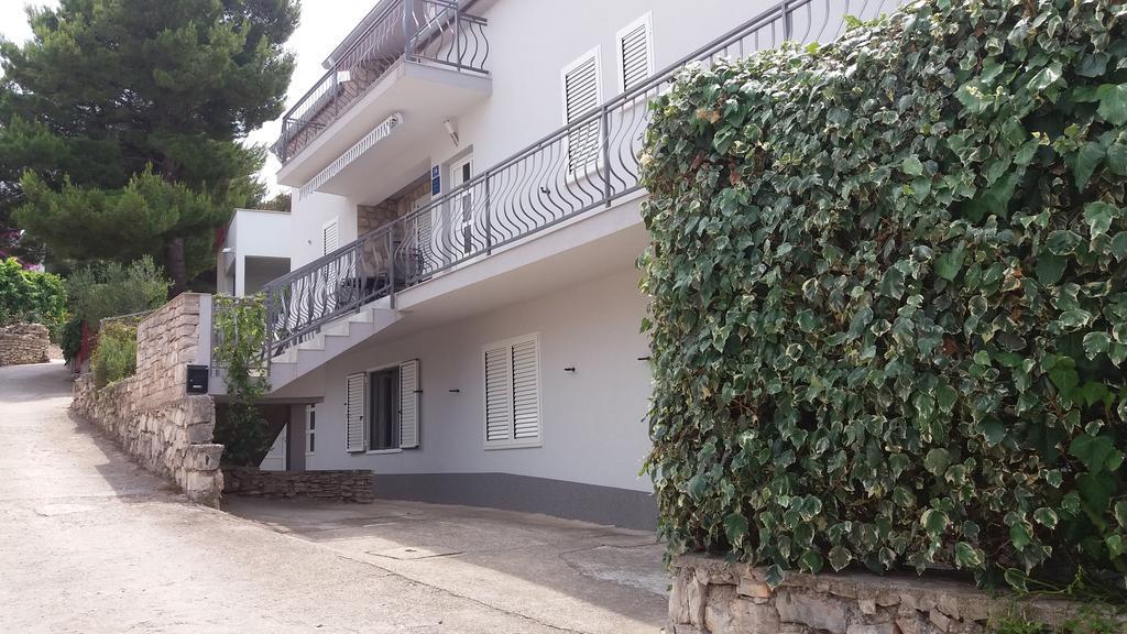 Apartment Ivona Stomorska Luaran gambar