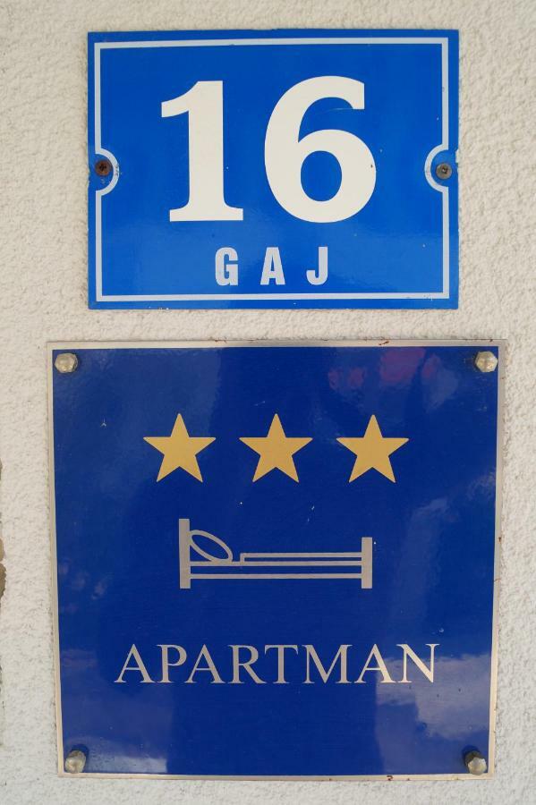 Apartment Ivona Stomorska Luaran gambar